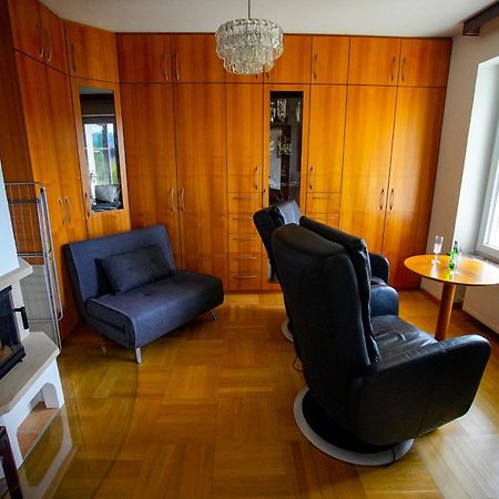 Gemuetliche Wohnung Im Herrenhaus Baden-Baden Buitenkant foto
